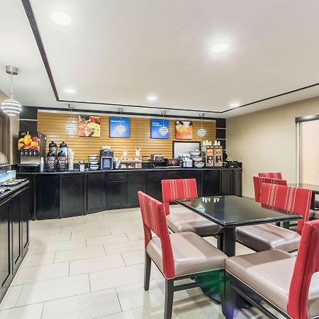 Comfort Inn Dallas Park Central Екстериор снимка