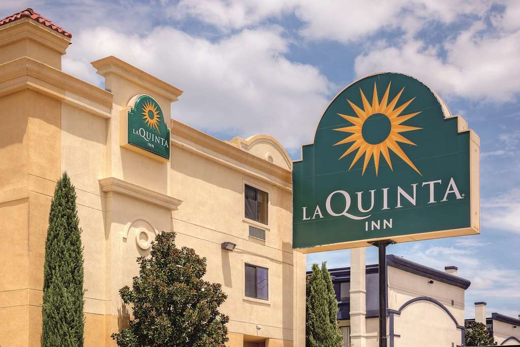 Comfort Inn Dallas Park Central Екстериор снимка