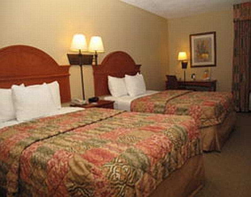 Comfort Inn Dallas Park Central Екстериор снимка